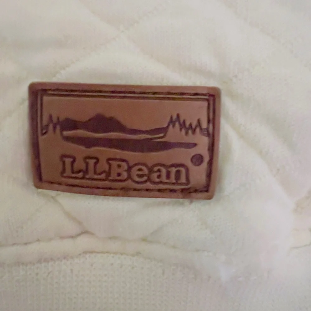 L.L. Bean Off-White Quilted QUARTER Zip Pullover - Picture 7 of 7